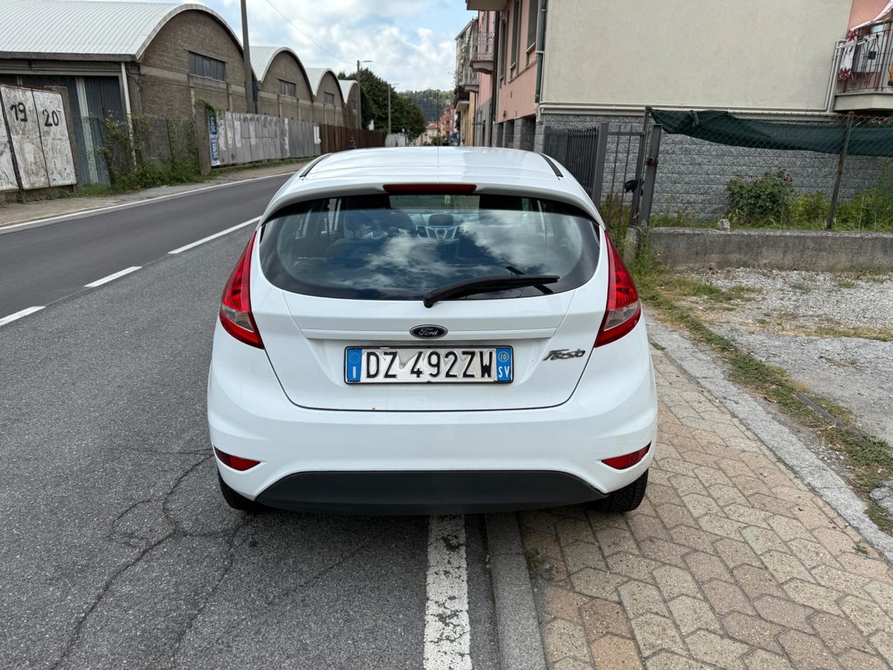 Ford Fiesta Fiesta+ 1.2 82CV 5 porte NEOPATENTATI EURO5
