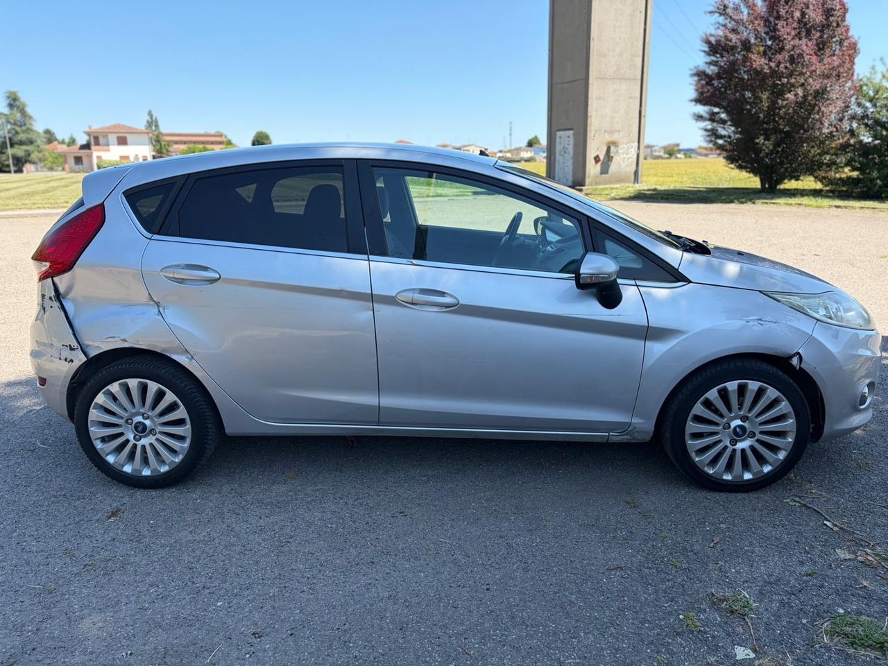 Ford Fiesta 1.4 TDCi 5p. Titanium