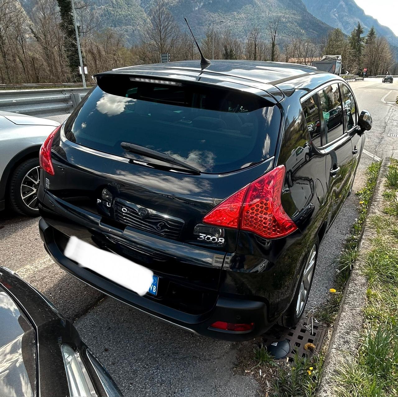 Peugeot 3008 HYbrid4