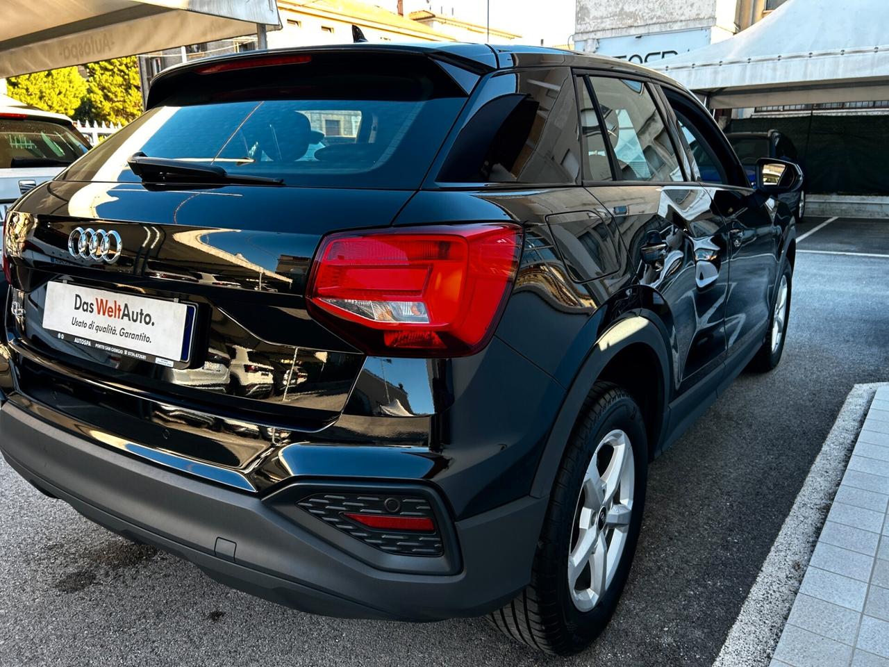 Audi Q2 30 TFSI Business 2021