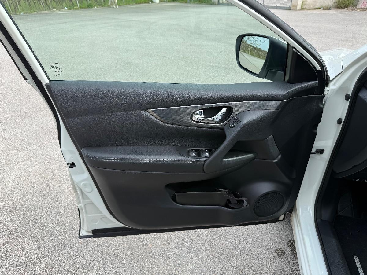NISSAN - Qashqai - 1.5 dCi 115 CV N-Connecta; Navi; Tetto Panoramico;