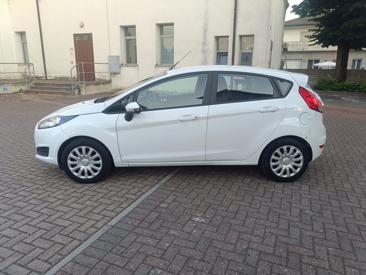Ford Fiesta 1.5 TDCi 75CV 3 porte Business