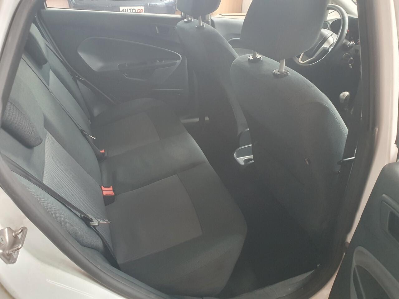 Ford Fiesta 1.4 TDCi 70cvNeopatent manuale 2011