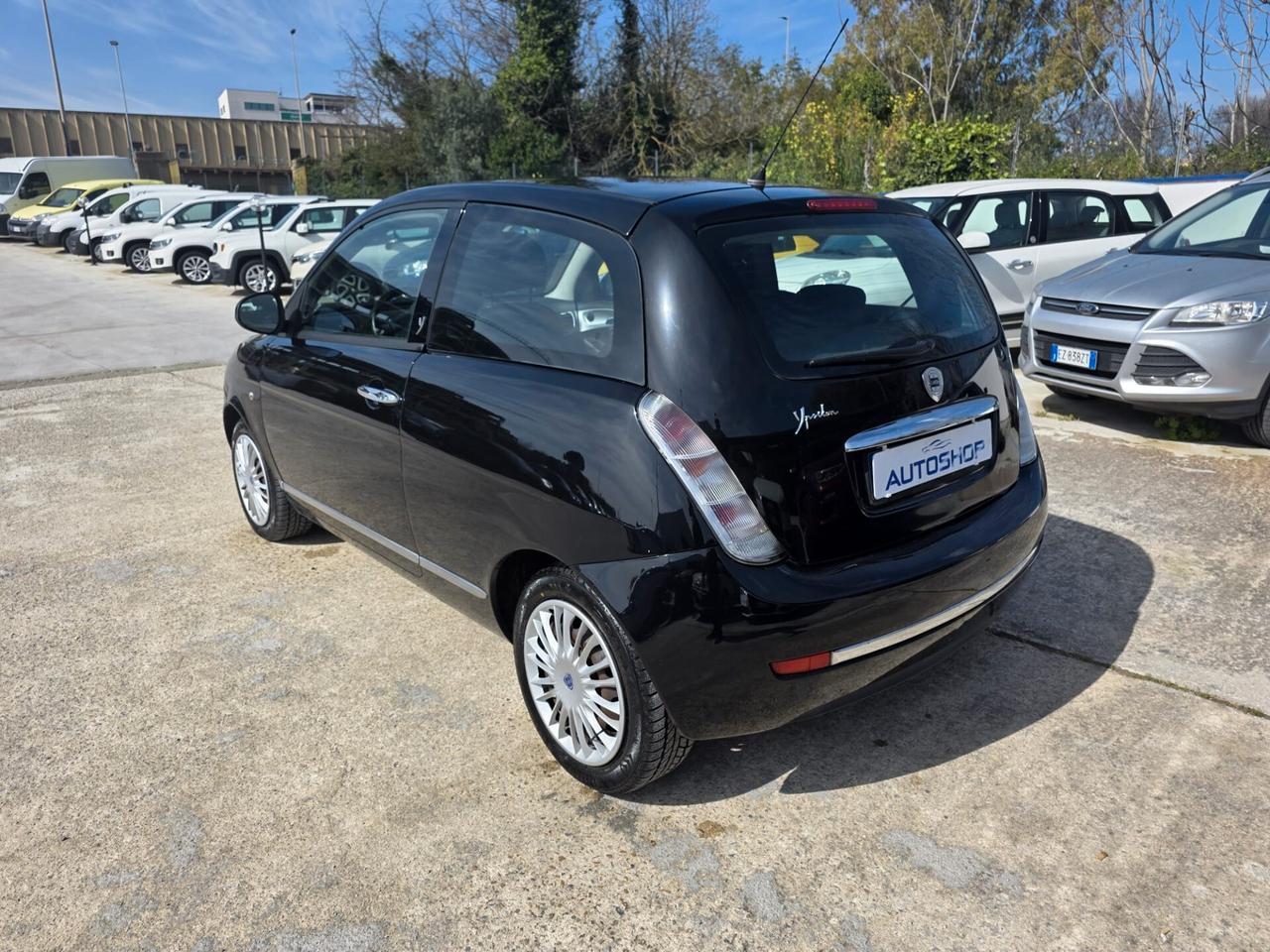 Lancia Ypsilon 1.2 69 CV New Oro