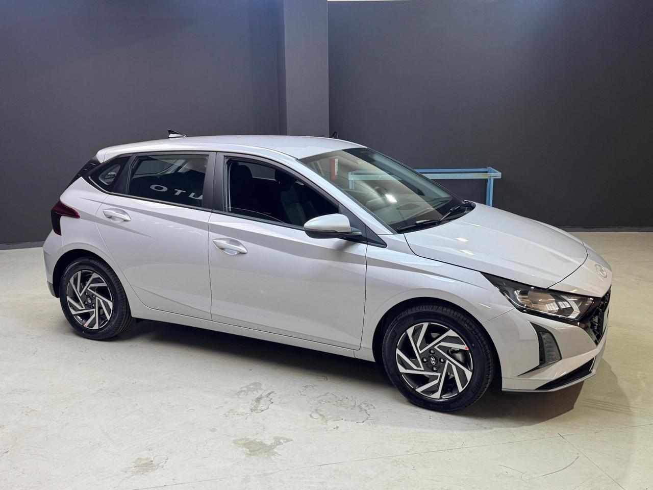 Hyundai i20 1.0 90cv MY 2026