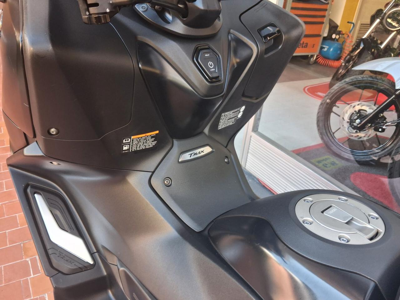 Yamaha T Max 560 ABS + TCS