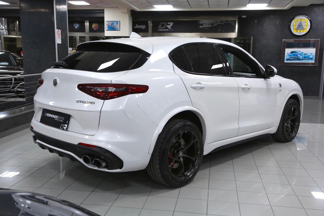 Alfa Romeo Stelvio Quadrifoglio 2.9 Bi-Turbo V6 510 CV AT8