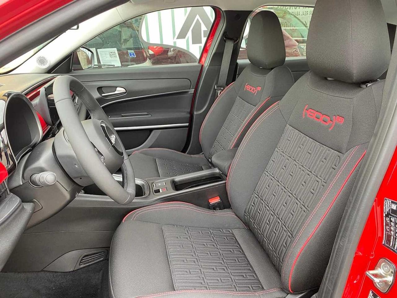 Fiat 600e Red