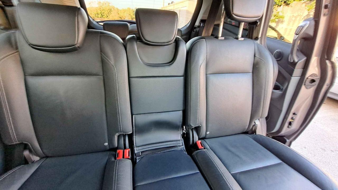 Ford C-Max 2.0 TDCi 163CV Powershift Titanium 7 Posti