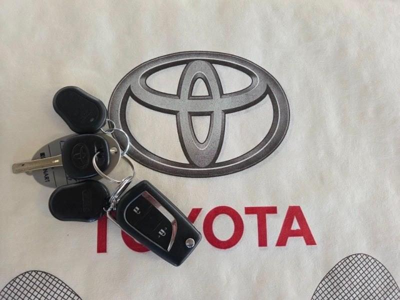 Toyota Yaris 4ª serie 1.5 Hybrid 5 porte Trend