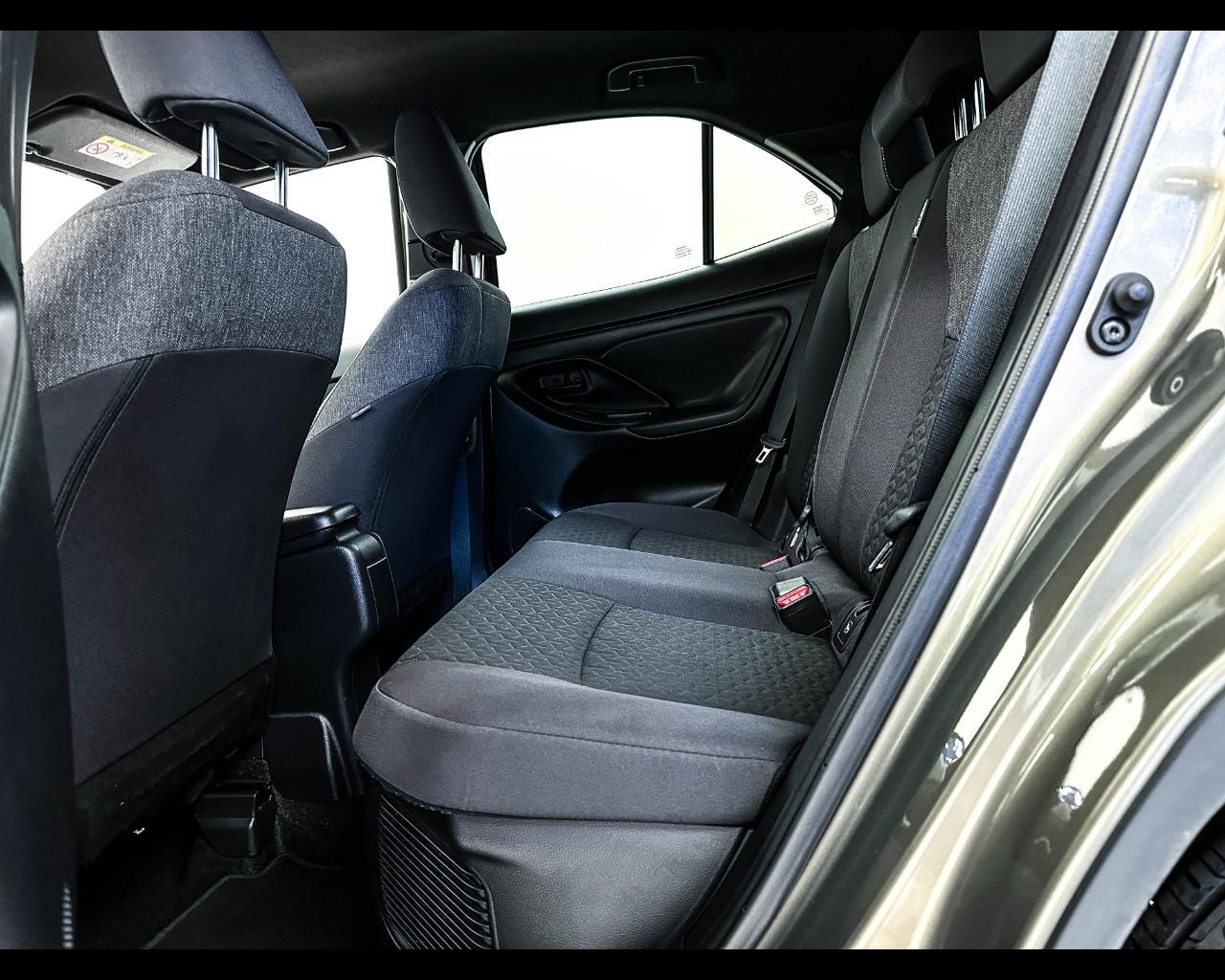 TOYOTA Yaris Cross - Yaris Cross 1.5 Hybrid 5p. E-CVT AWD-i Trend