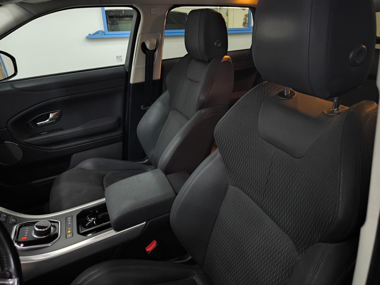 Land Rover Range Evoque 2.0 TD4 150 CV 5p. SE Dynamic