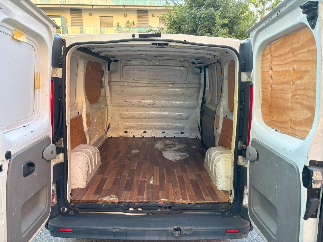 Renault Trafic T27 2.0 dCi/115 PC-TN Furgone DPF