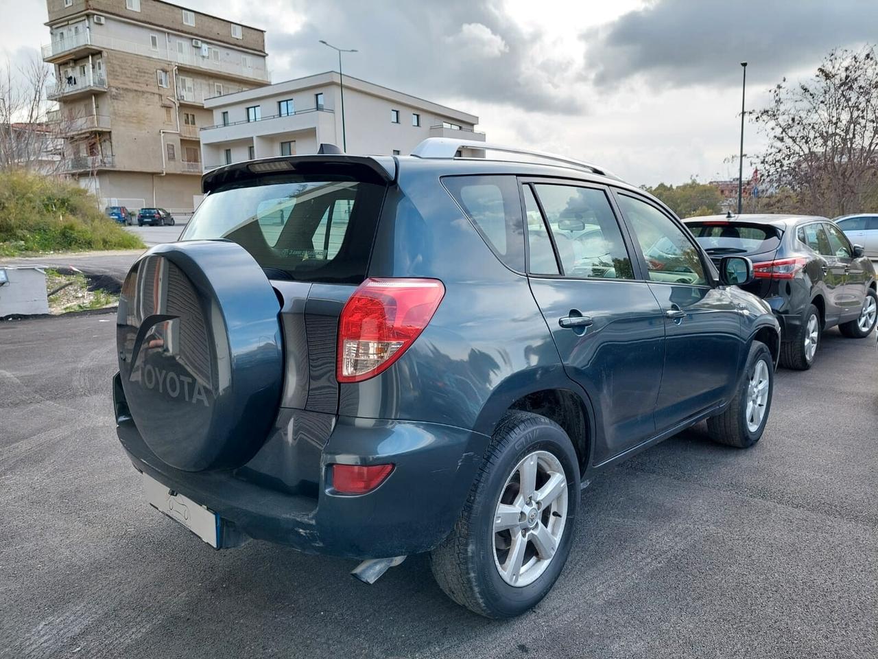 Toyota RAV 4 RAV4 2.2 D-4D 136 CV