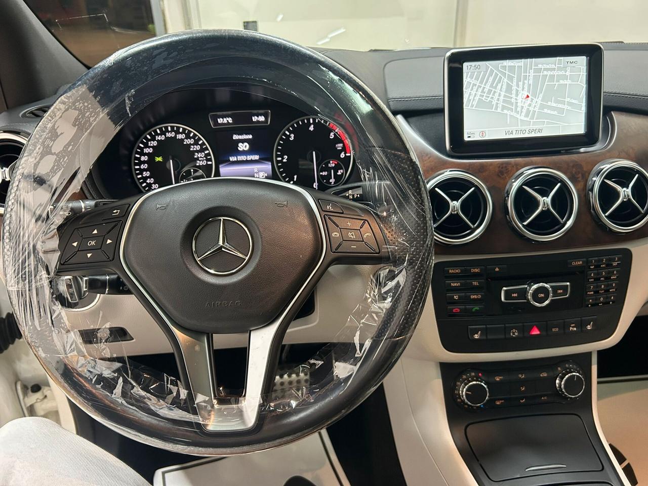 Mercedes-benz B 200 d Automatic Premium