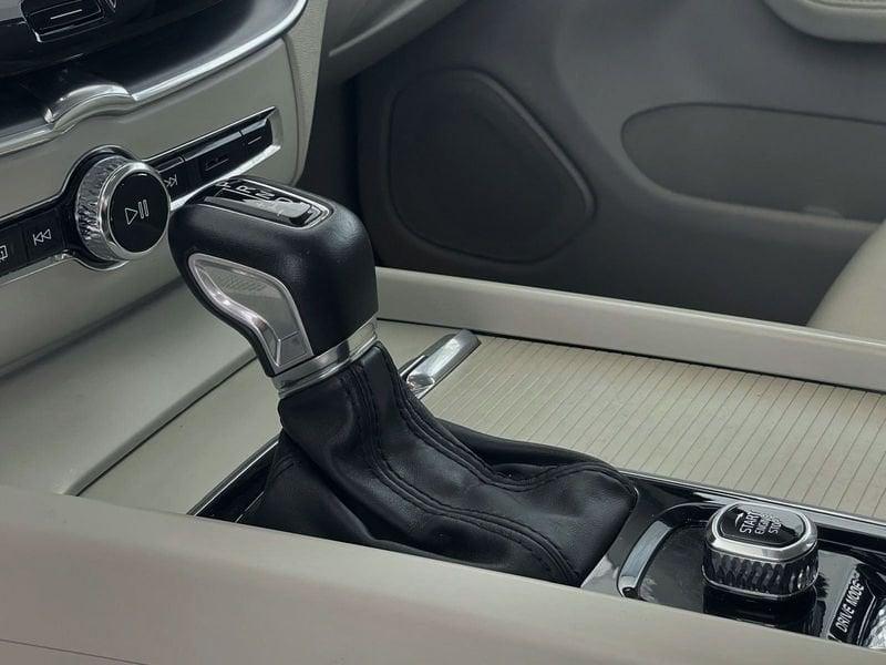 Volvo XC60 XC60 D4 AWD Geartronic Business