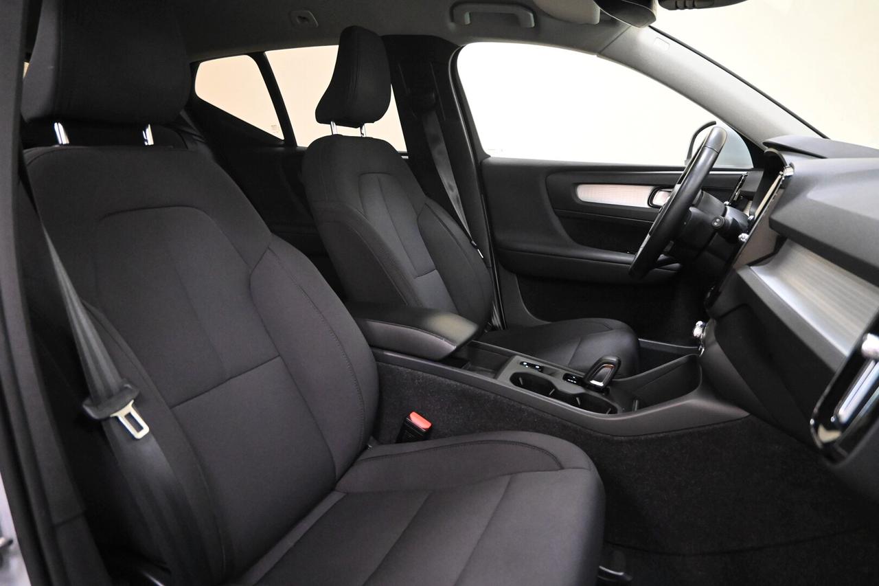 VOLVO XC40 (2017-->) XC40 T4 Recharge Plug-in H...