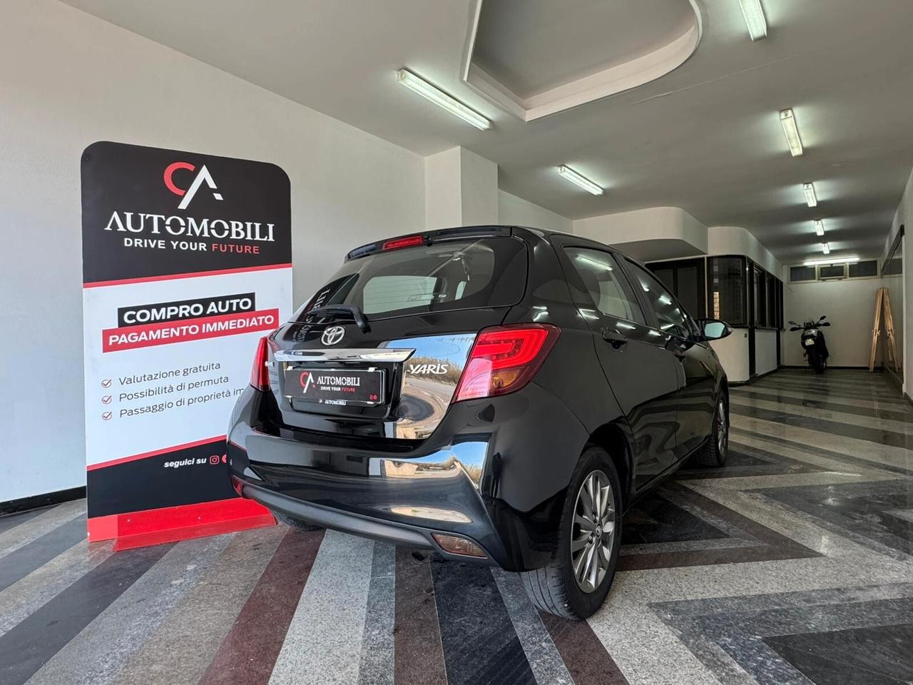 Toyota Yaris 1.0 5 porte Lounge