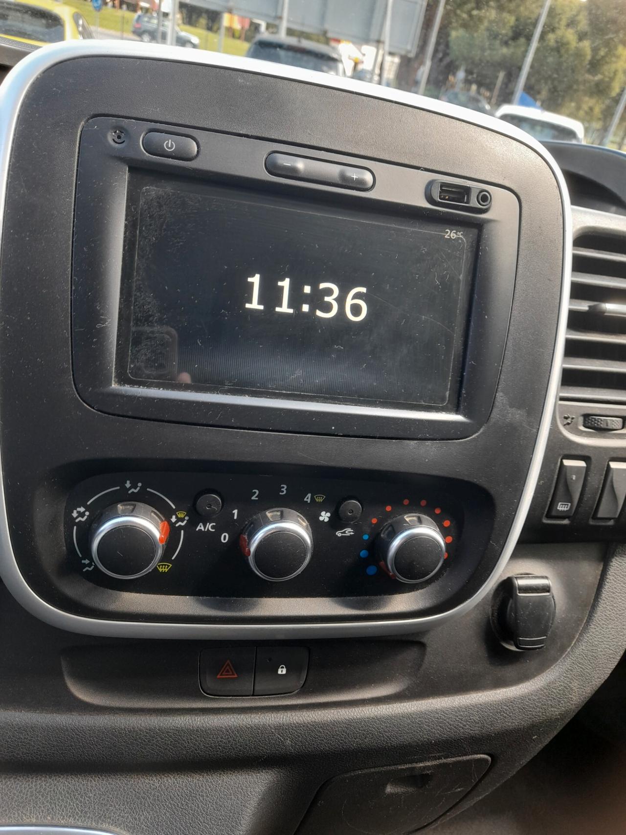 Renault Trafic T27 2.0 dCi 145CV EDC PC-TN Intens Energy