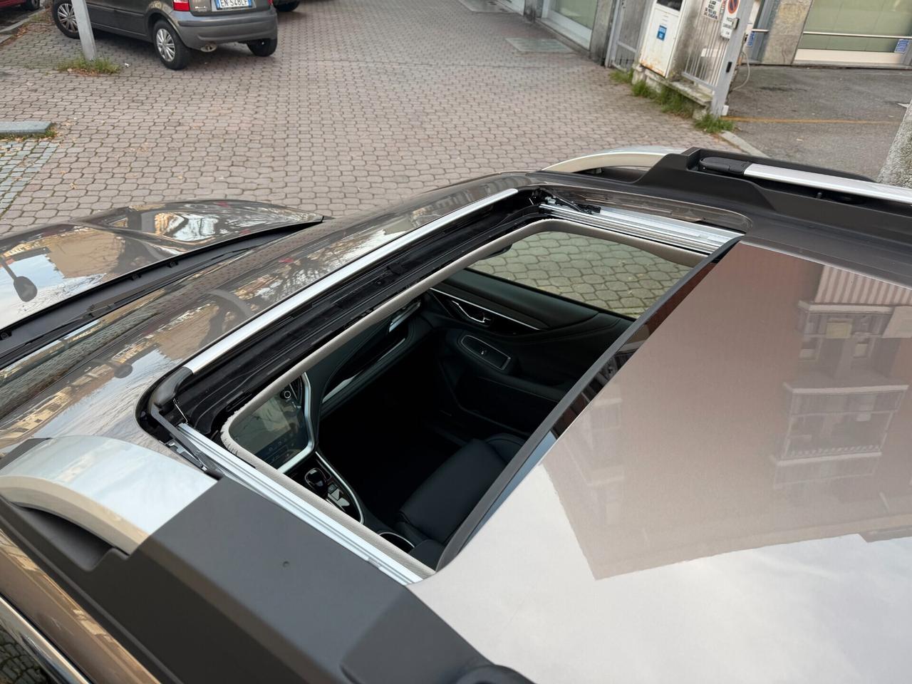 Subaru OUTBACK 2.5i Premium