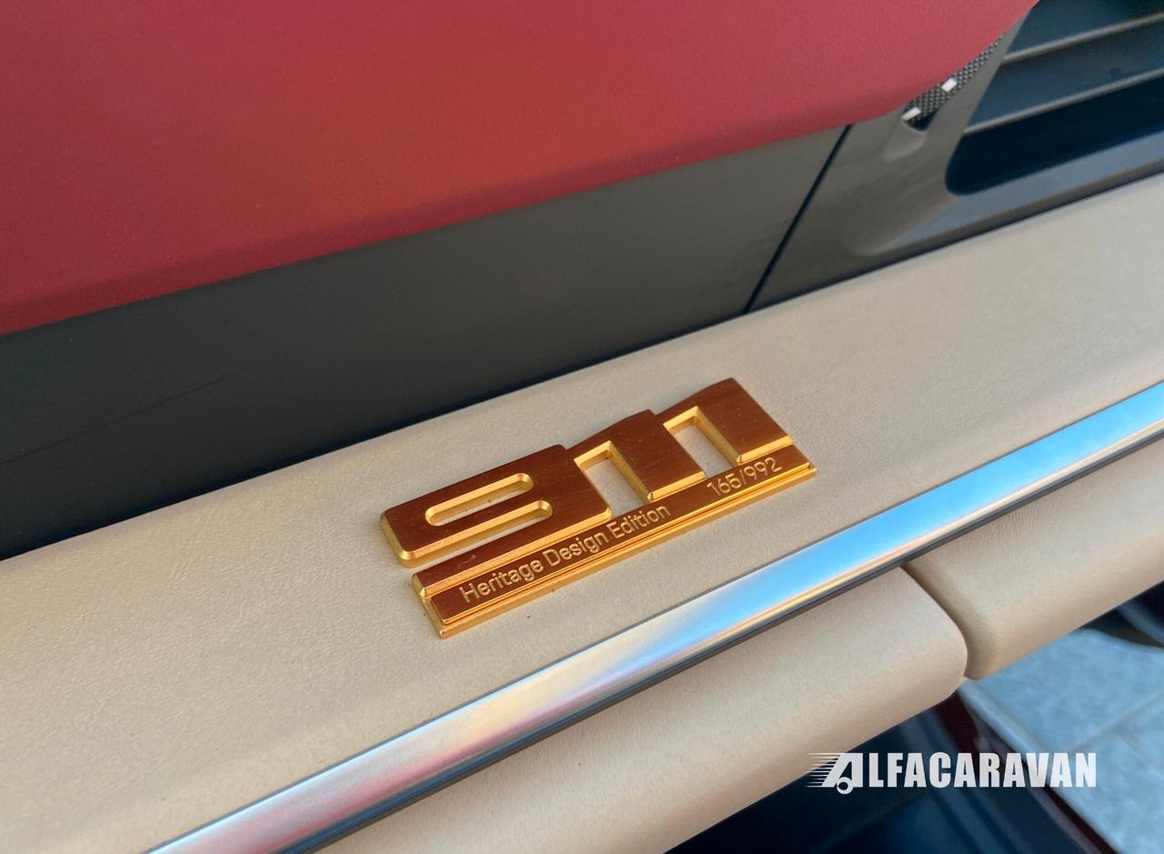 Porsche 911 992 Targa 3.0 4S Heritage Design Edition pdk 165/992