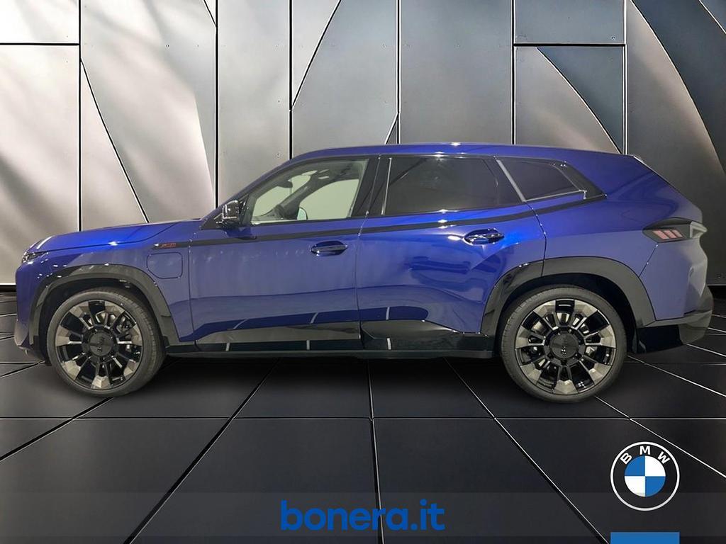 BMW XM 4.4 Label Steptronic