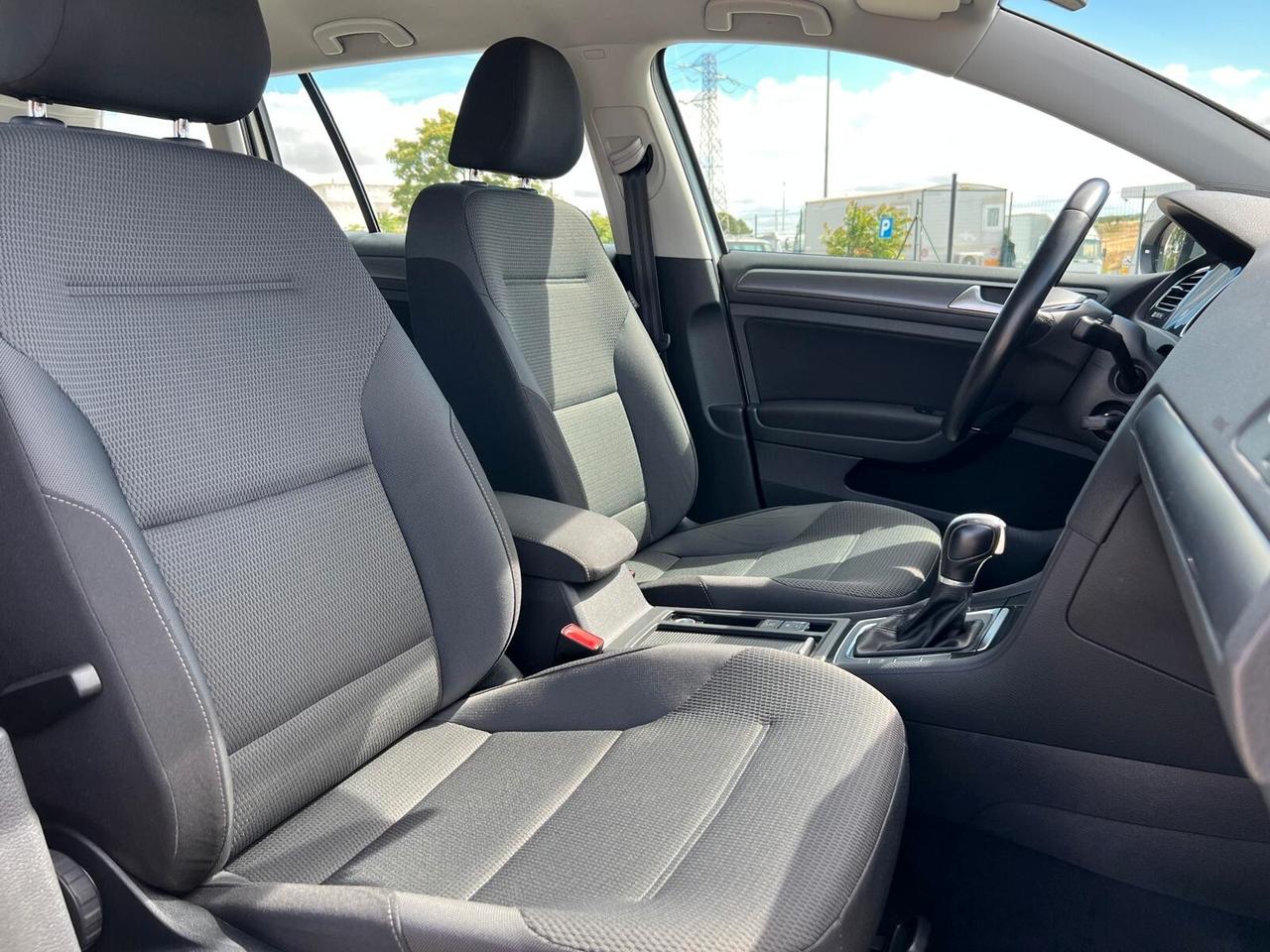 Volkswagen Golf Variant 1.6 TDI 115 CV DSG Executive BlueMotion Tech.