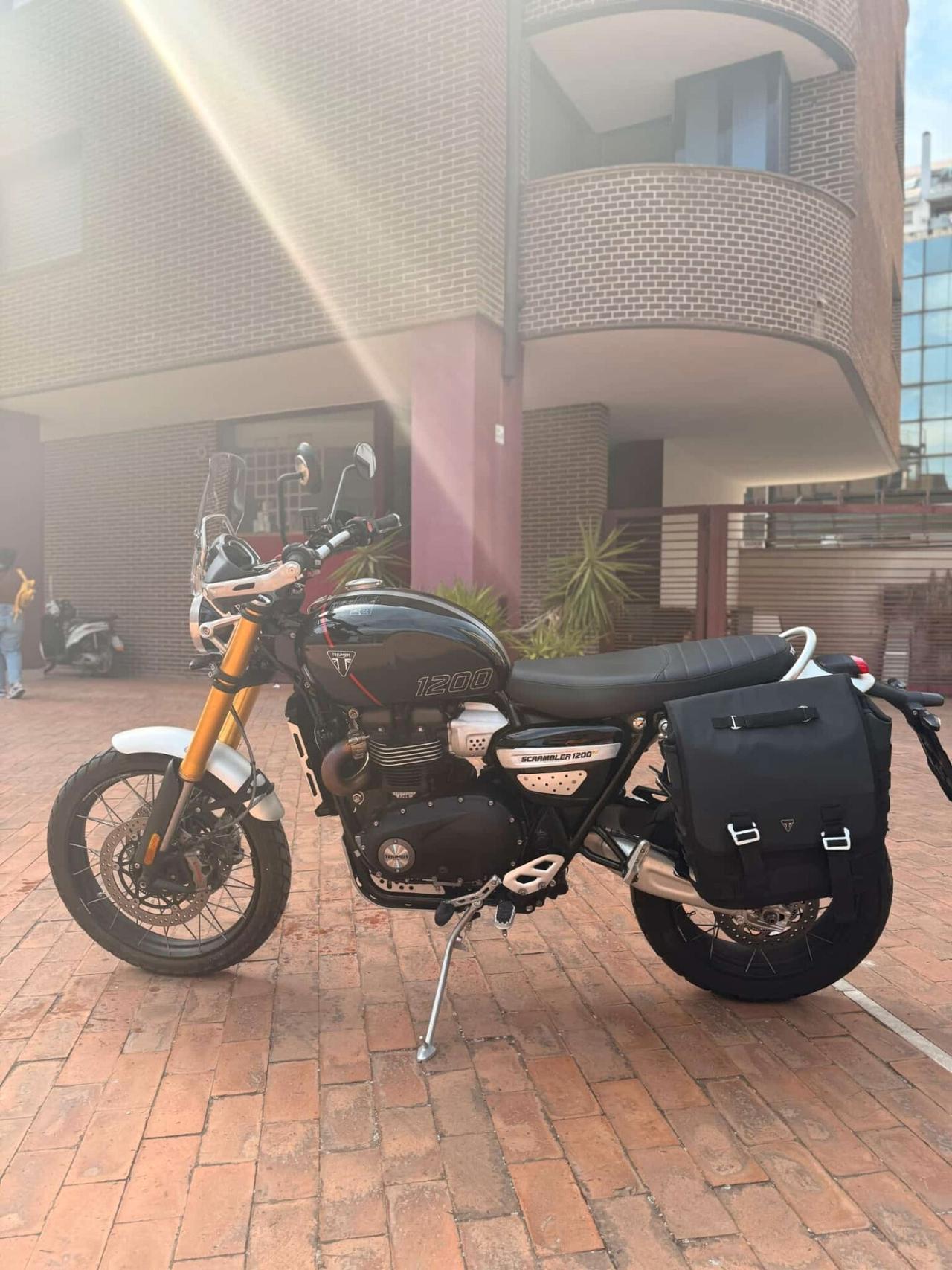 TRIUMPH SCRAMBLER 1200 XE