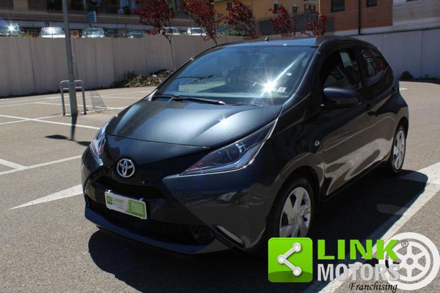 TOYOTA Aygo 1.0 VVT-i 69 CV 5 porte x-play Unico Proprietario