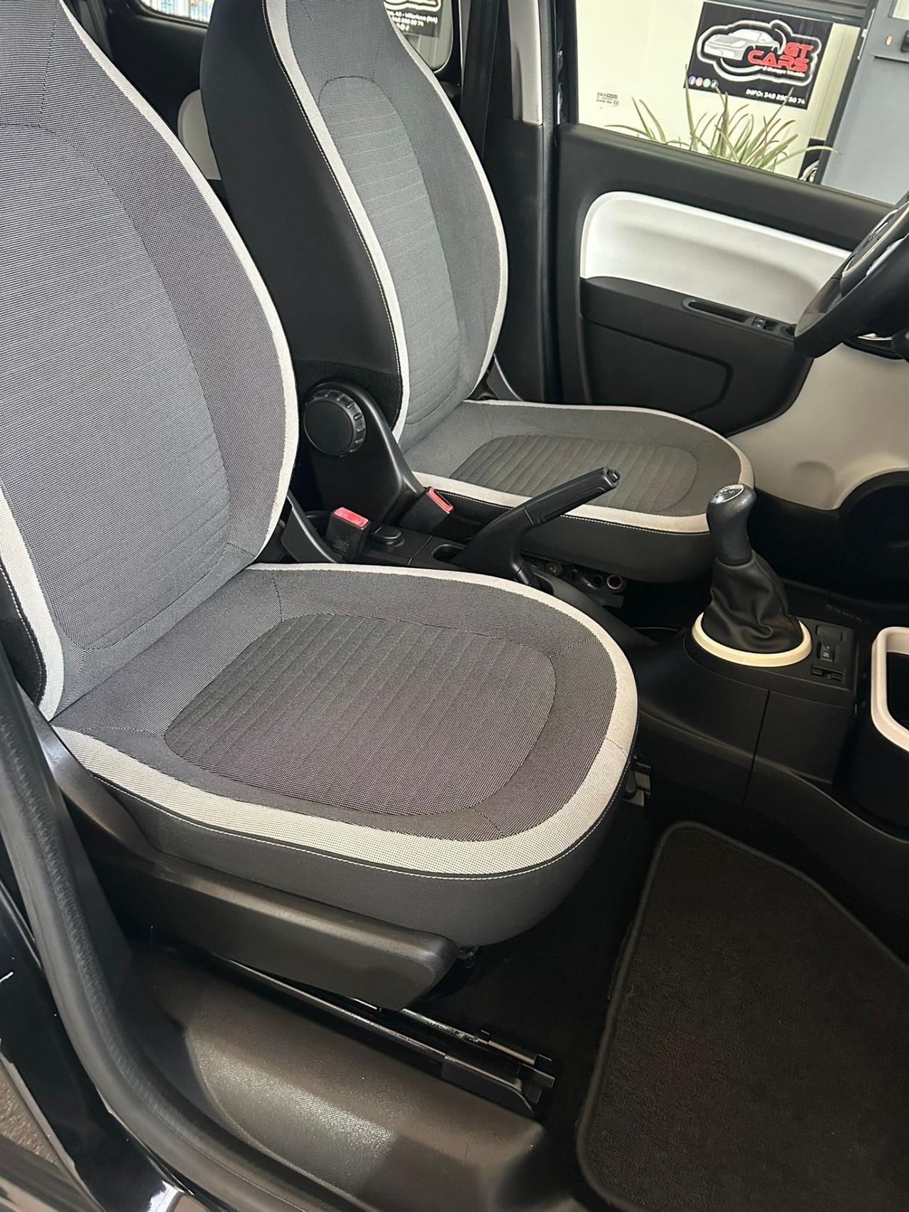 Renault Twingo SCe Stop&Start La Parisienne