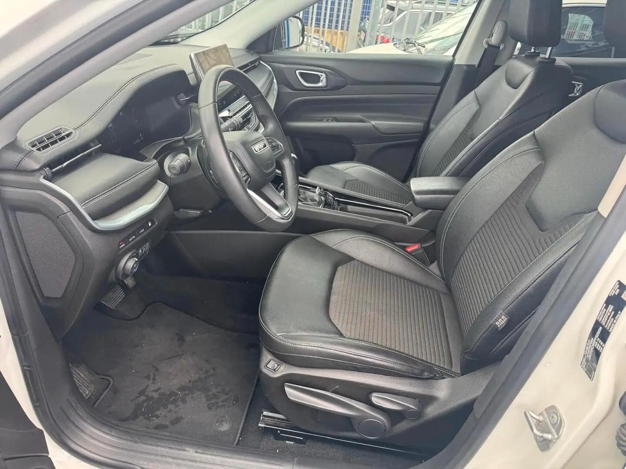 Jeep Compass 1.3 Turbo T4 190 CV PHEV AT6 4xe Business Plus