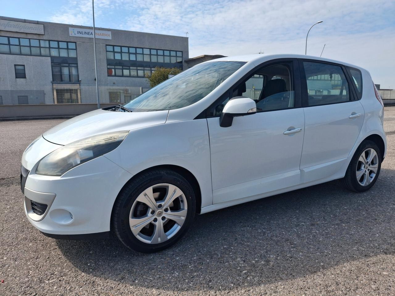 Renault Scénic X-Mod 1.5 dCi 110CV. Luxe-NAVIGATORE-