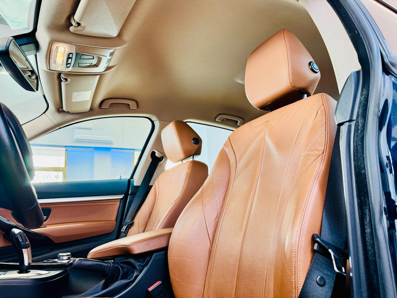 BMW 318d GT Luxury - LED / Navi