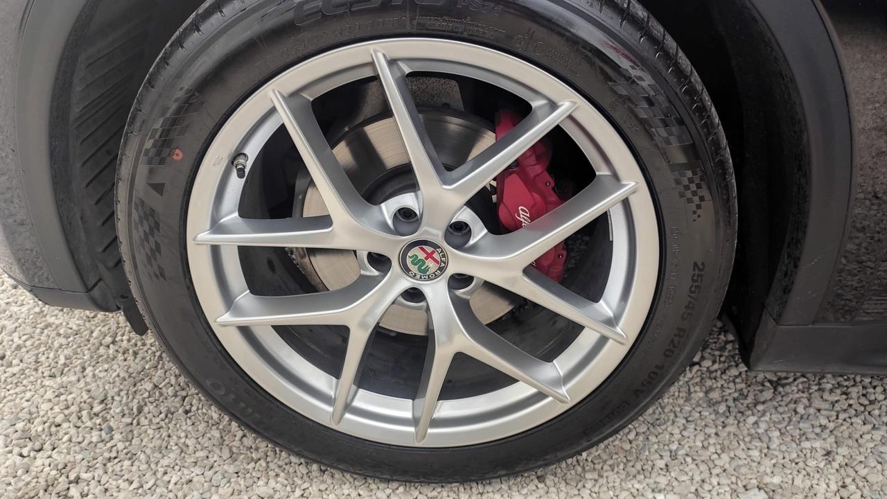 Alfa Romeo Stelvio 2.2 Turbodiesel 190 CV AT8 RWD Executive