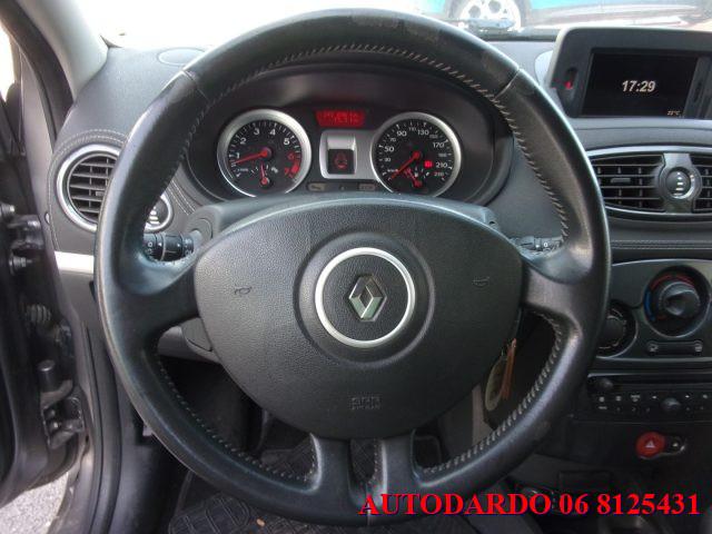 RENAULT Clio 1.2 16V TCE 100CV SporTour Dynamique