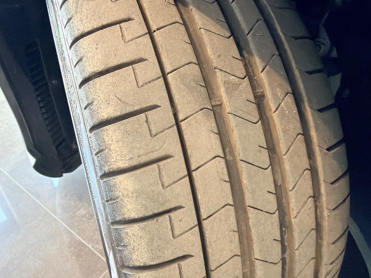 Ferrari Roma full service inclusi 2030 garanzia estesa