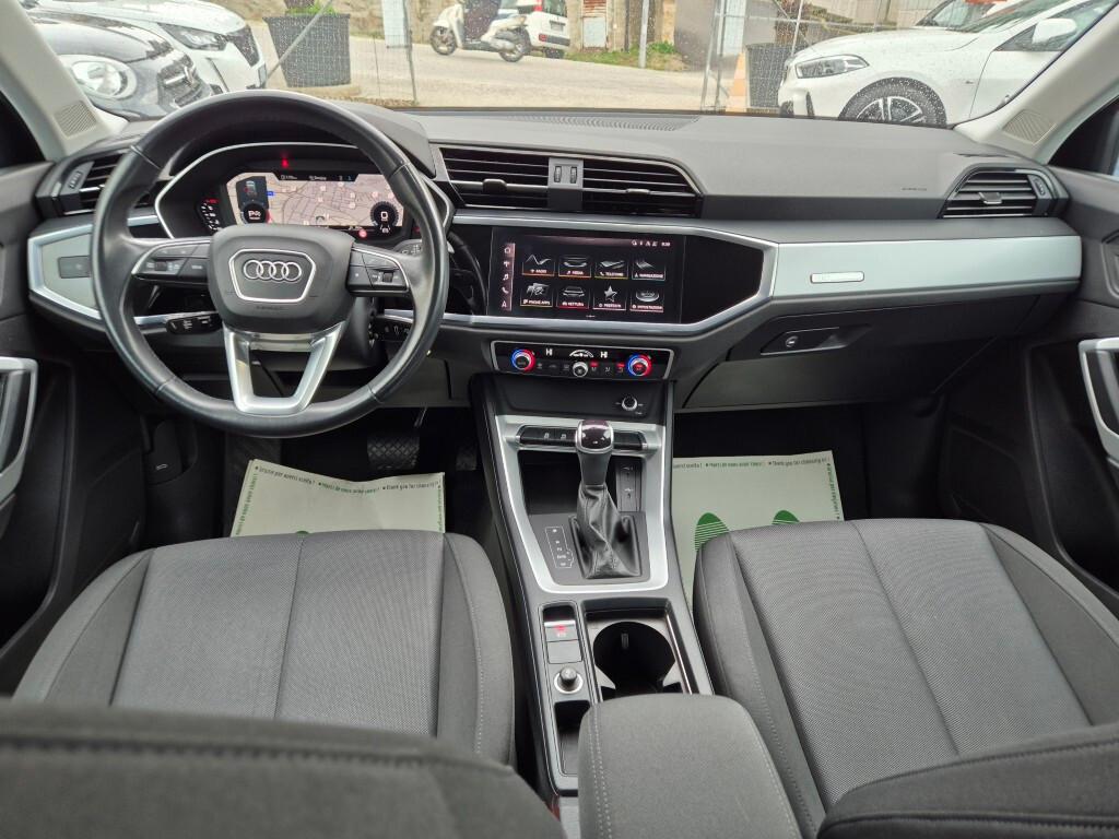 Audi Q3 2.0 TDI 150CV S-tronic BUSINESS