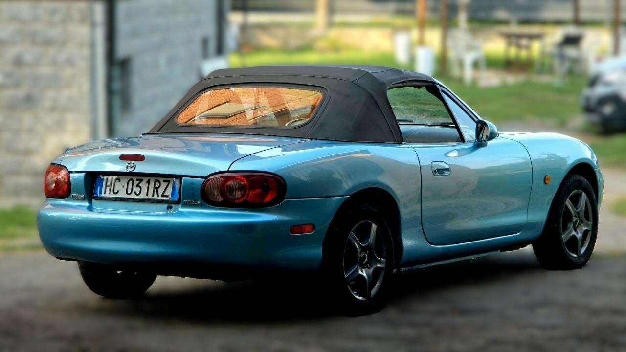 Mazda MX-5 1.6i 16V Rainbow
