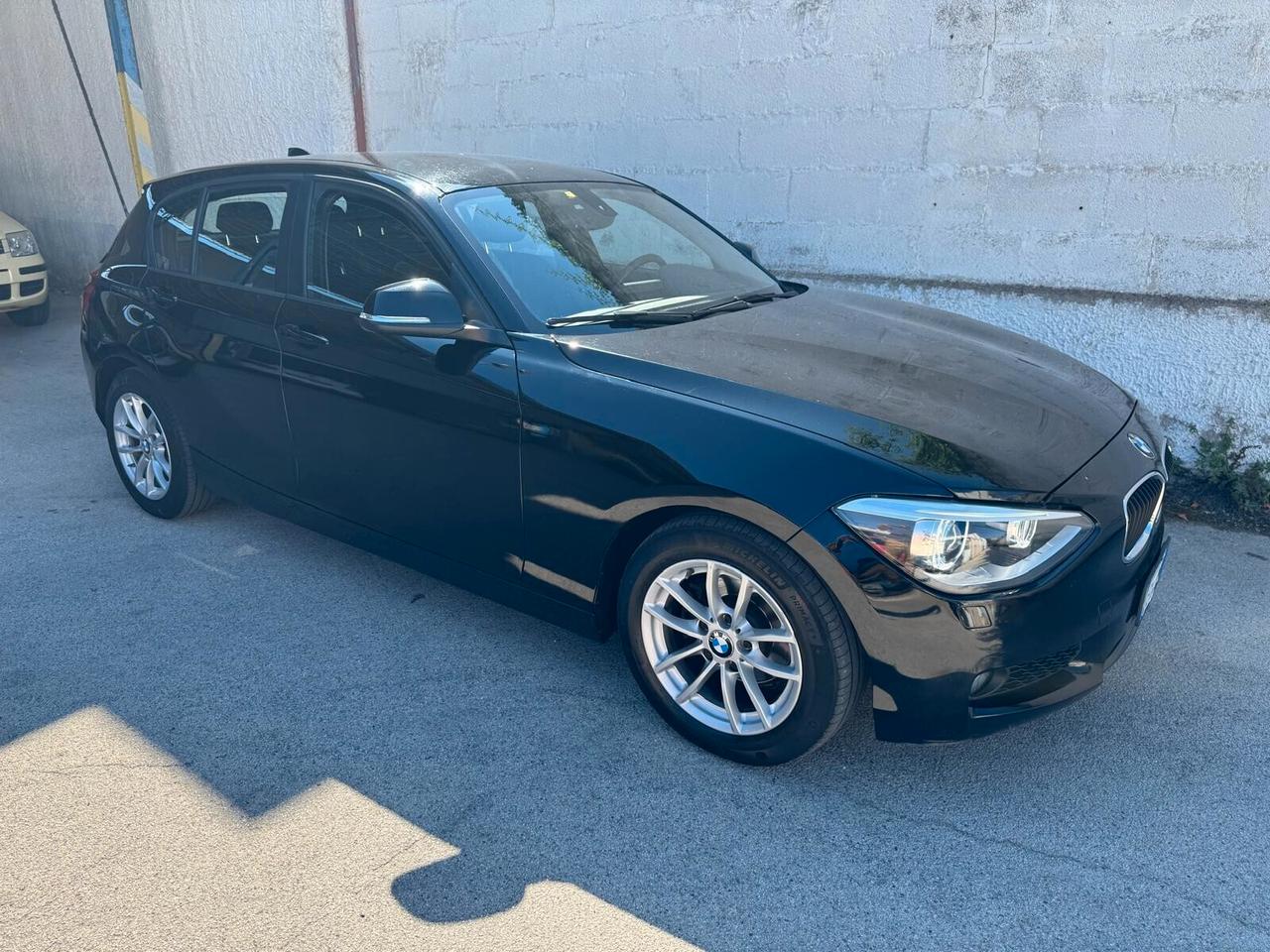 Bmw 116 116d 5p. Efficient Dynamics Sport