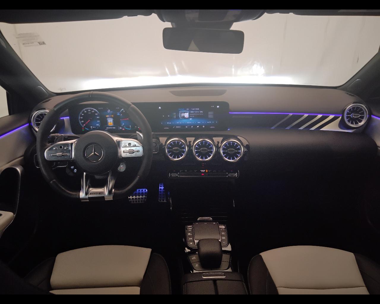 Mercedes-Benz Classe A - W177 2018 - A AMG 35 4matic auto