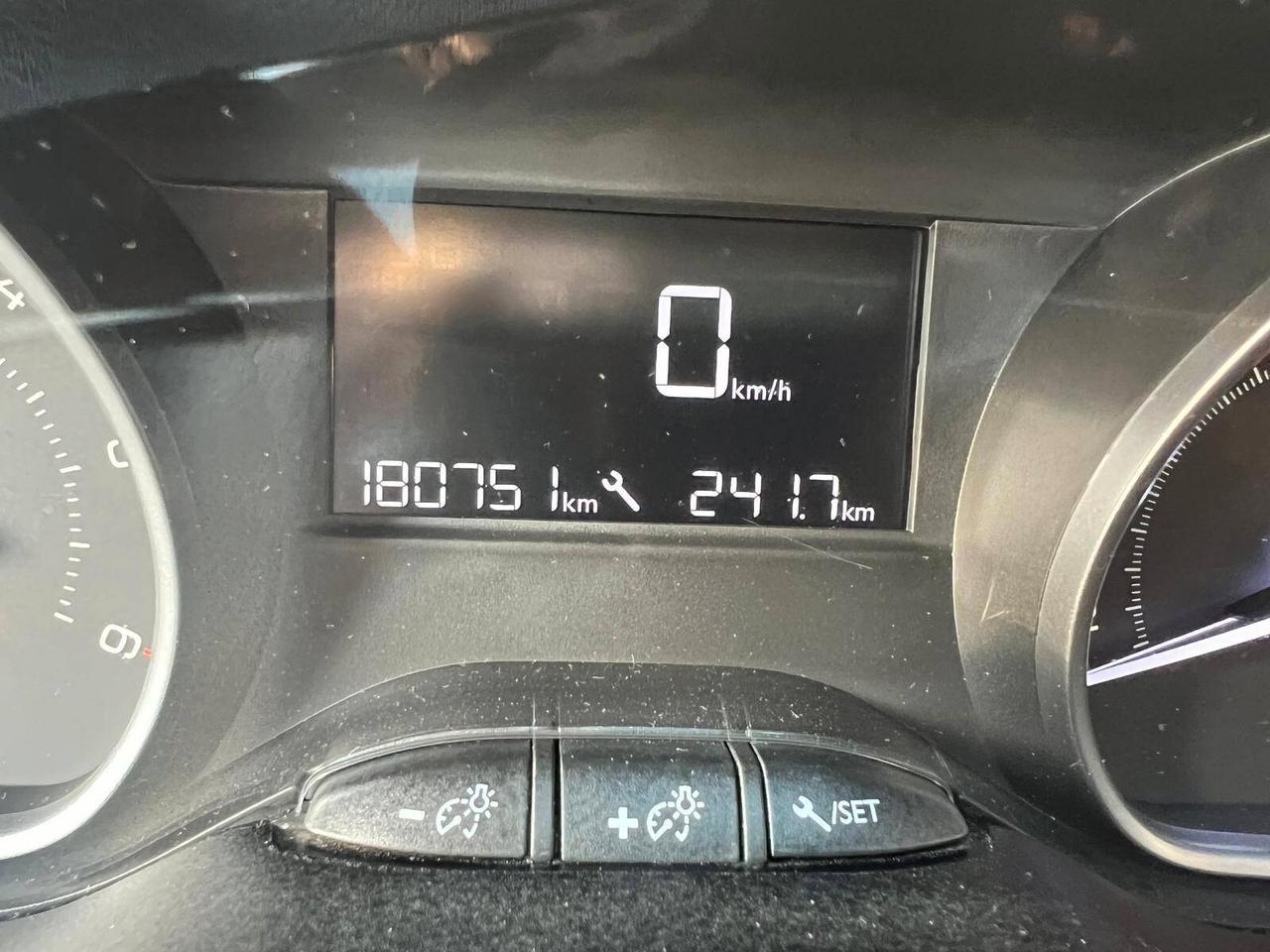 Peugeot 208 BlueHDi 75 5 porte Active