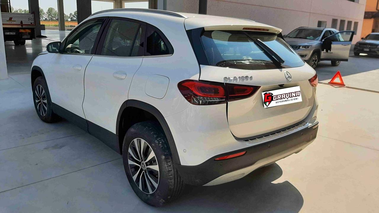 Mercedes-benz GLA 180 GLA 180 d Automatic Business (Parzialmente allagata)
