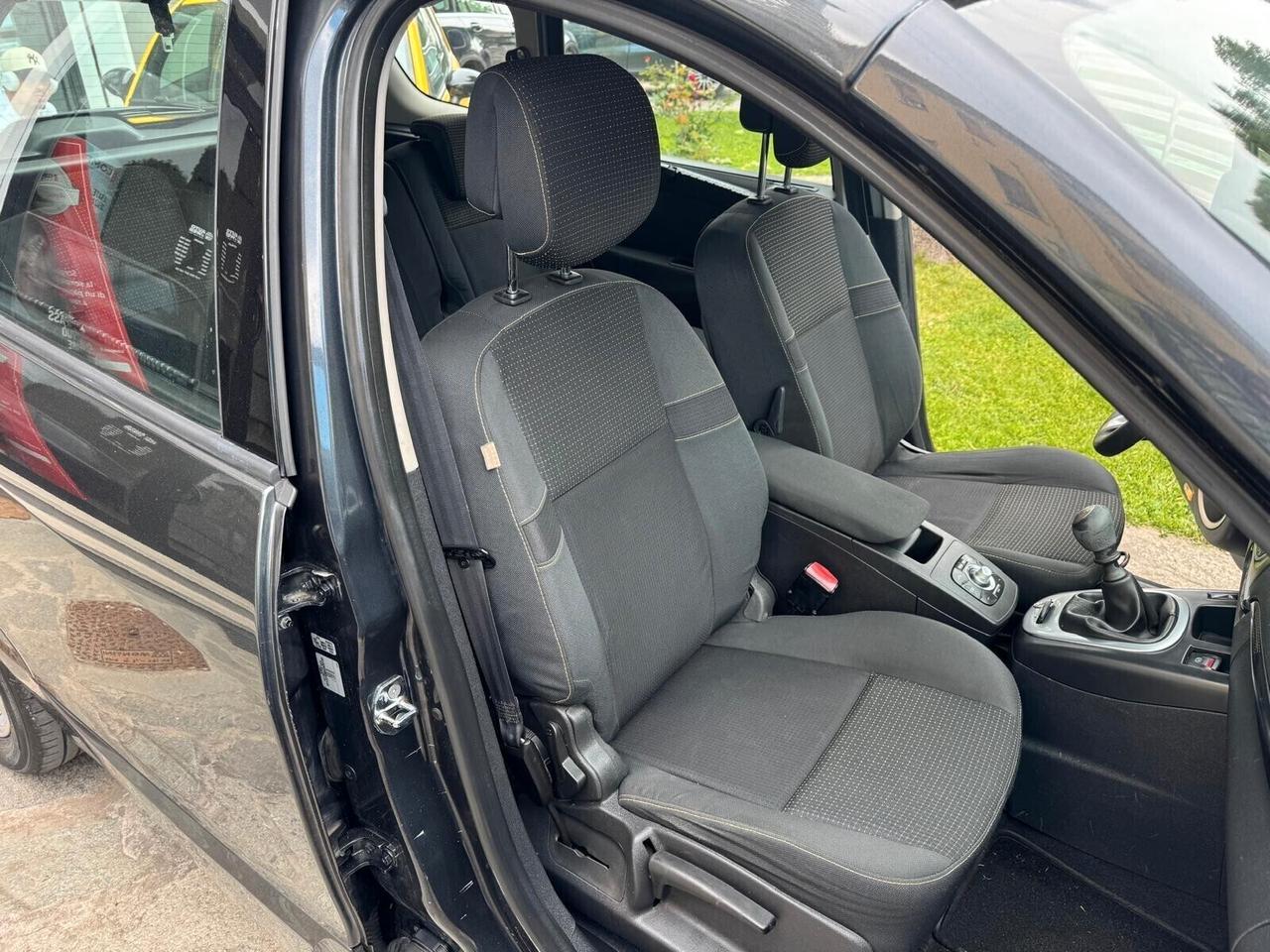 RENAULT SCENIC 1.5 dCi 110cv 7 POSTI NEOPAT