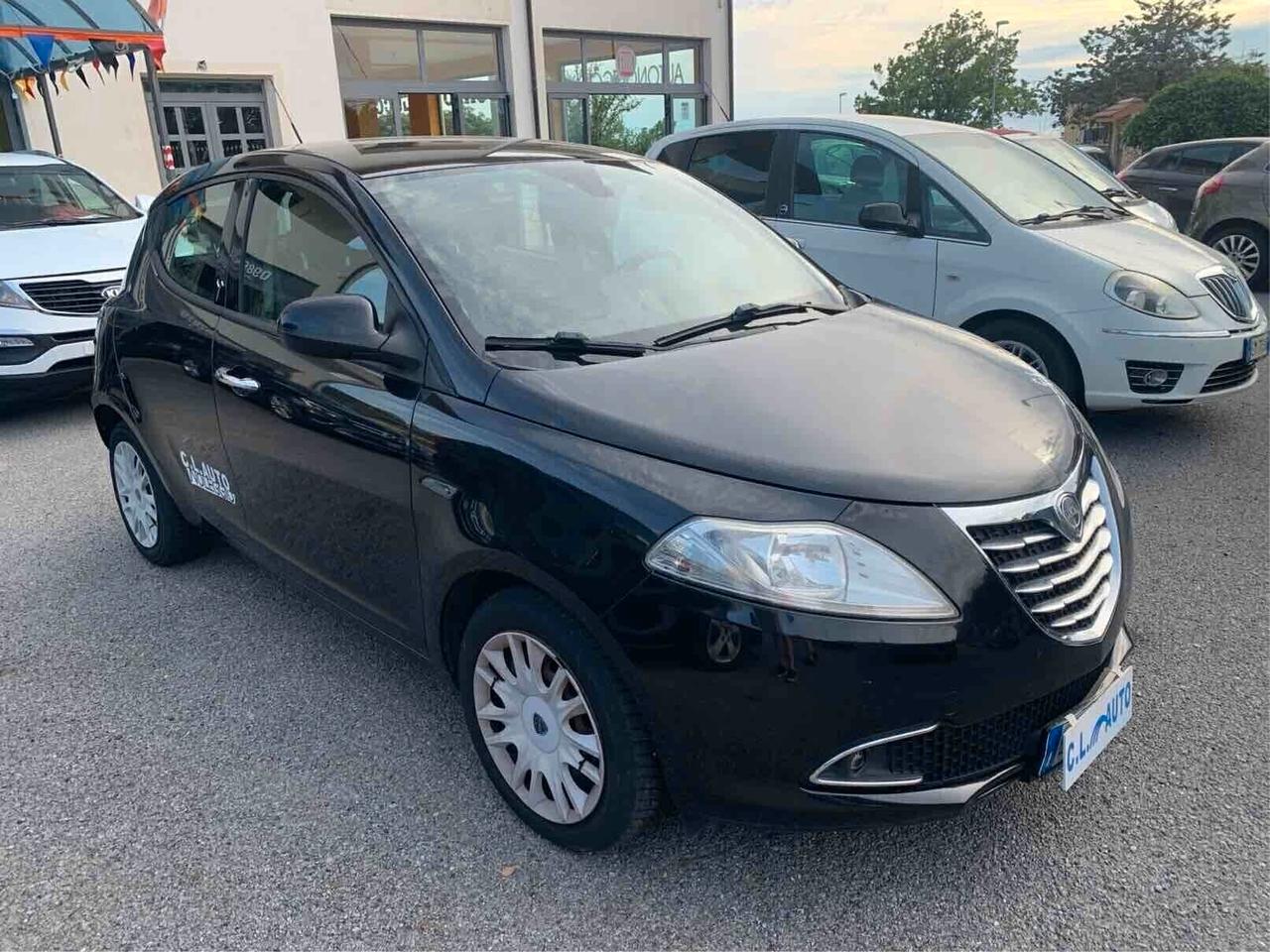 Lancia Ypsilon 1.3 MJT