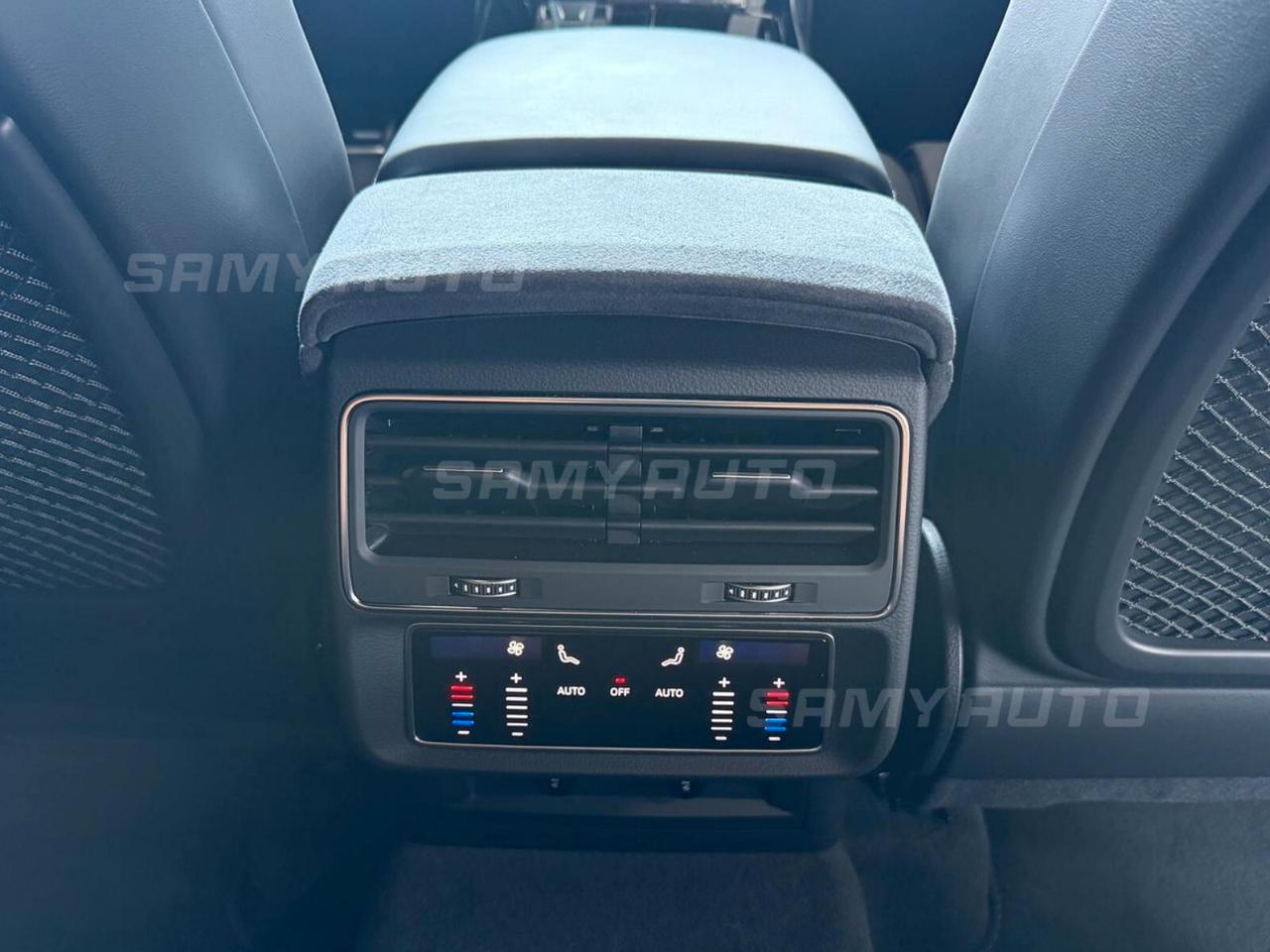 Audi RS Q8 4.0 mhev 48V performance 640cv tiptronic