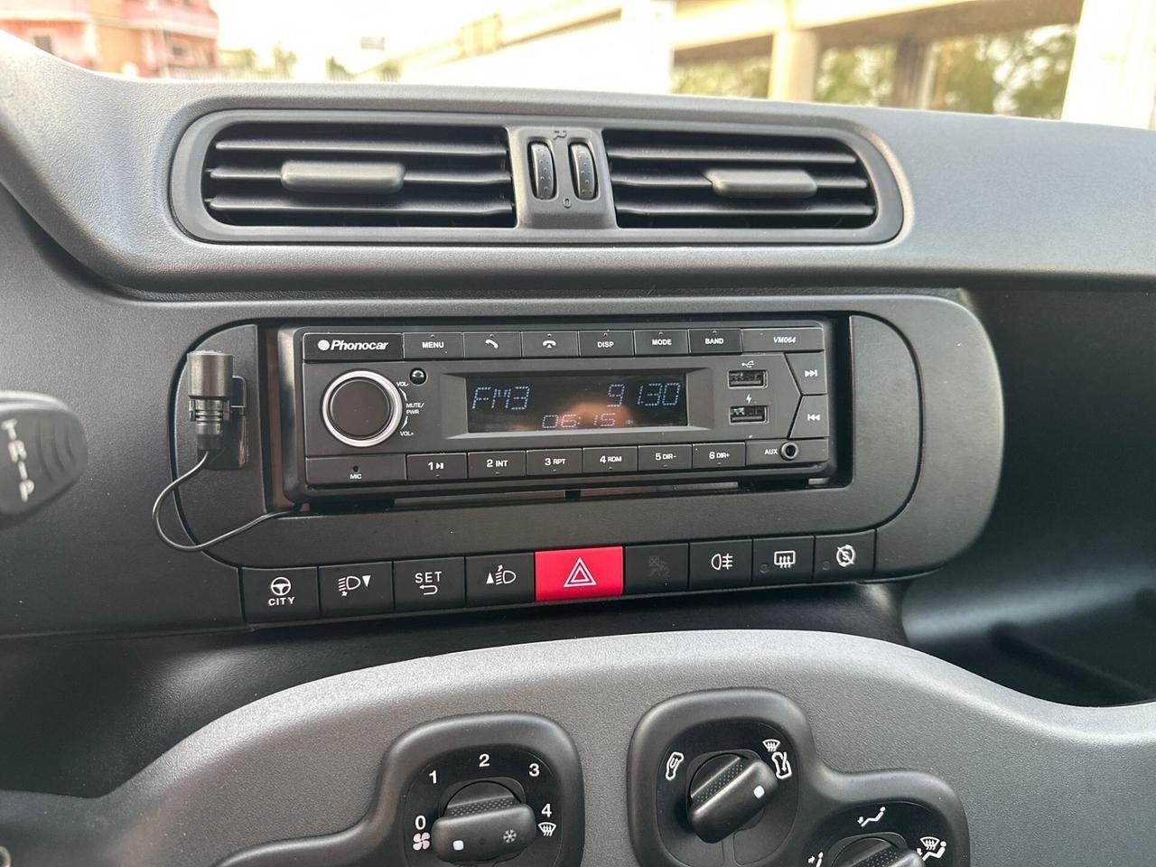 Fiat Panda 2022 1.0 FireFly ibrida/benzina 13.000