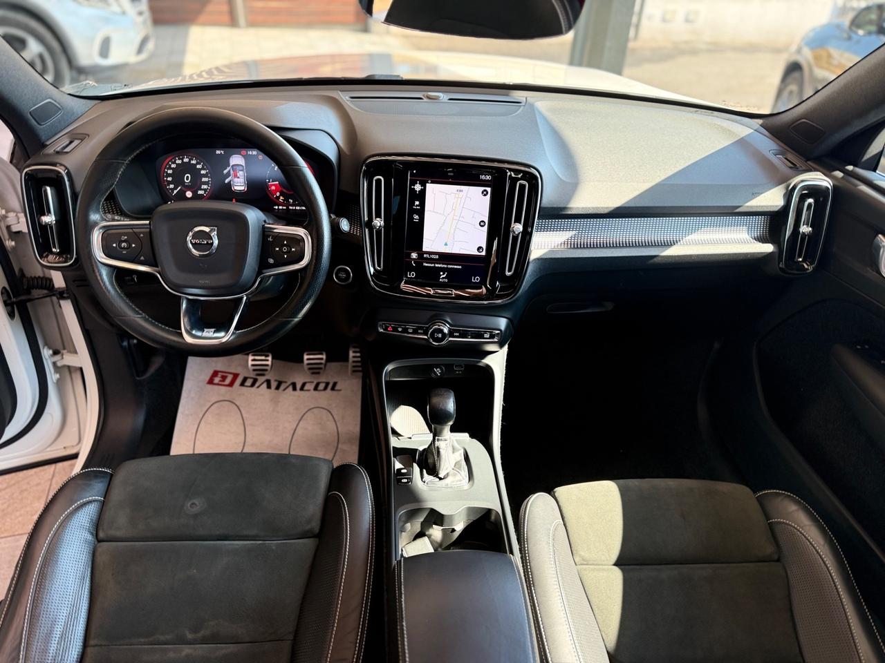 Volvo XC40 D3 R-design