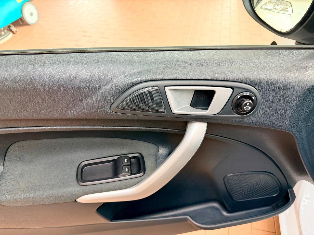 Ford Fiesta 1.4Benz/GPL 97cv - Neopat