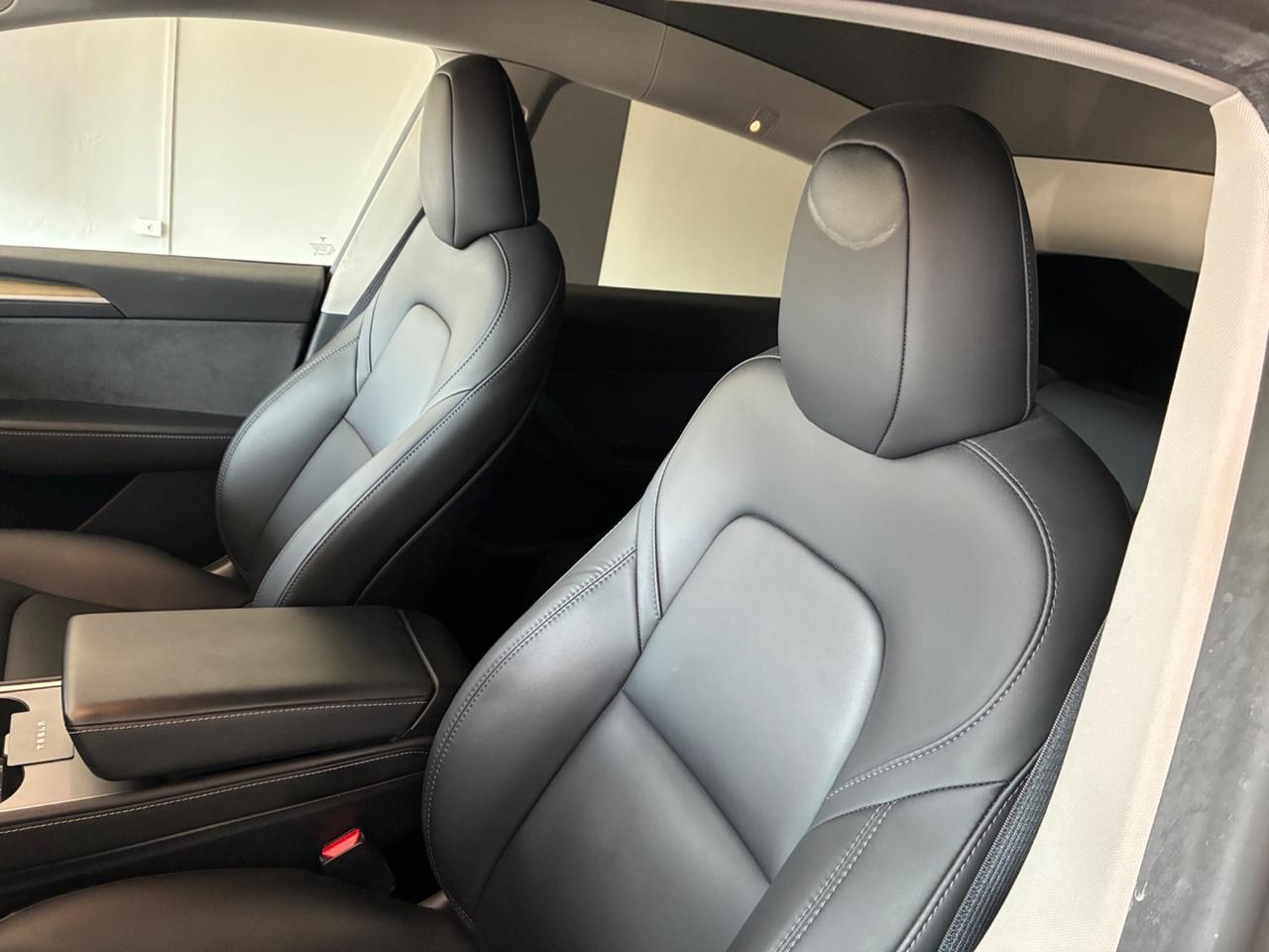 Tesla Model Y Aziendale Single Motor rwd