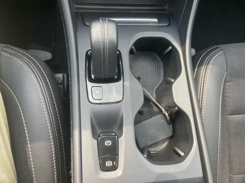 VOLVO XC40 2.0 d3 Momentum Core AuTo